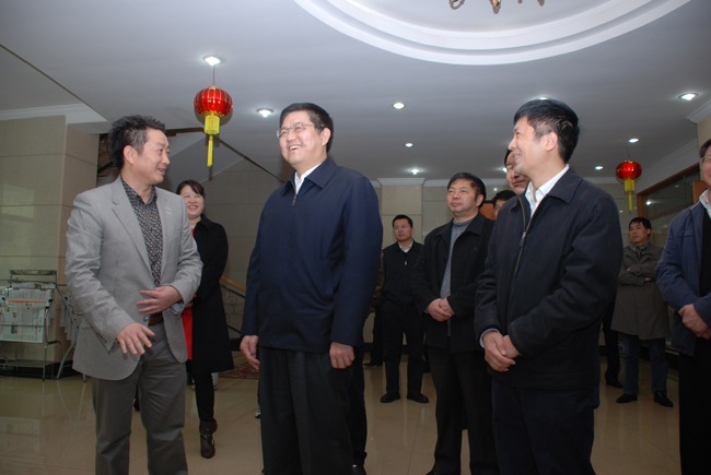 孫剛副省長(zhǎng)走訪慰問仁和集團(tuán)